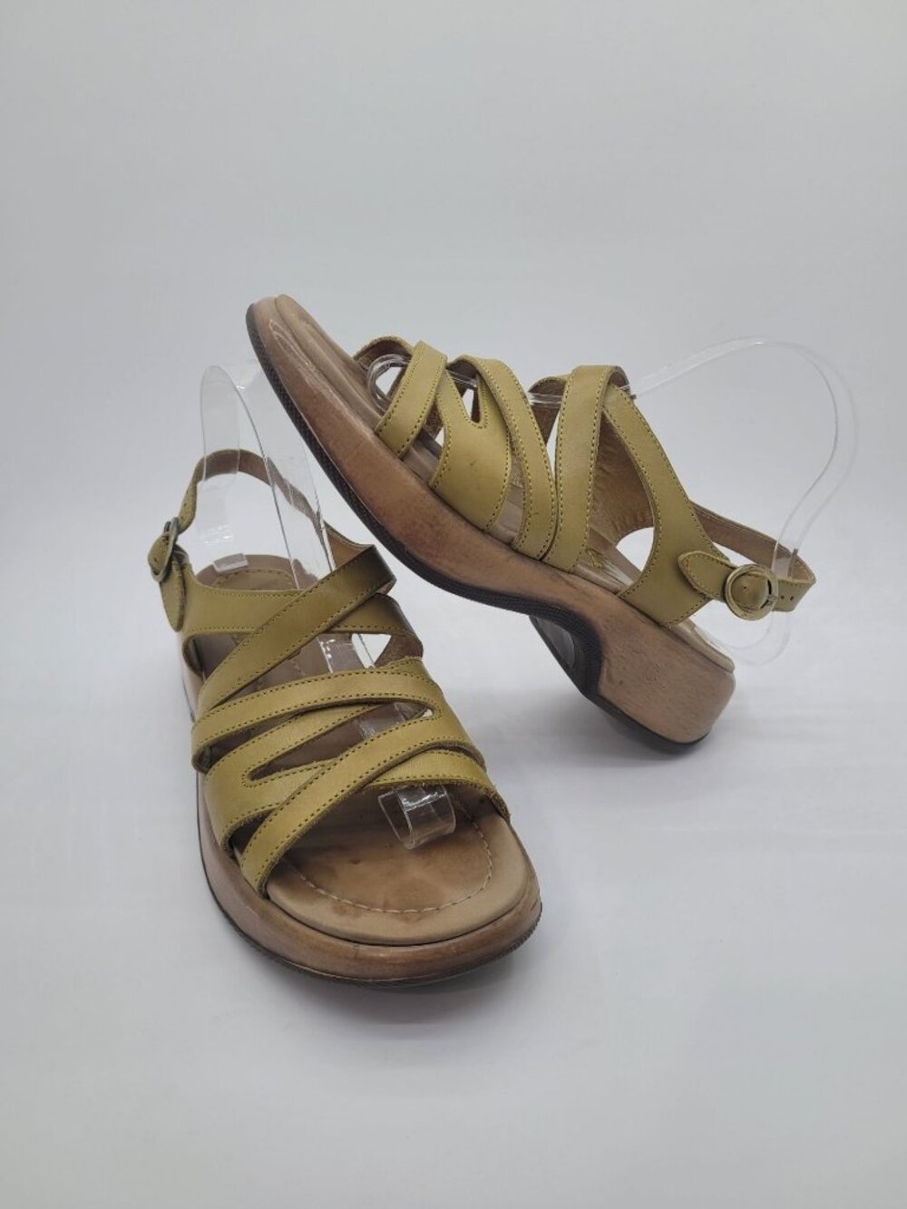 Dansko Lolita Strappy Beige Yellow Summer Sandals Size 39 EU 9 US